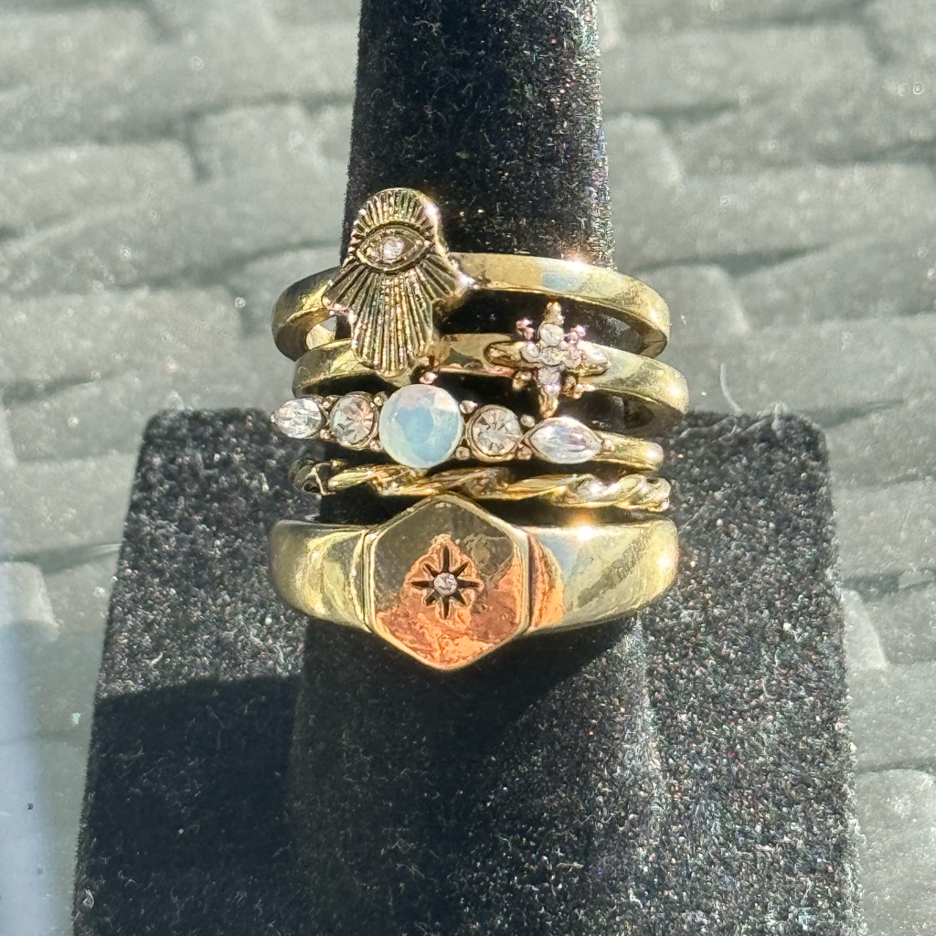 Sz 7 Gold Plated Set Of 5 Rings Spiritual 25$